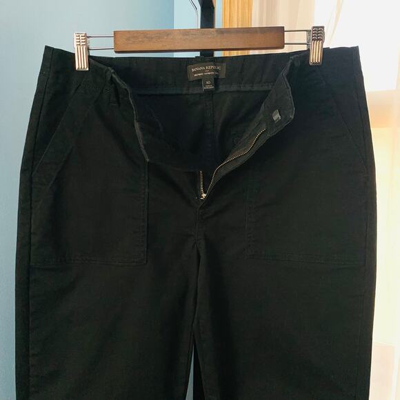Banana Republic Factory Black Girlfriend Authentic Chino Pants Size 10 - Picture 4 of 7